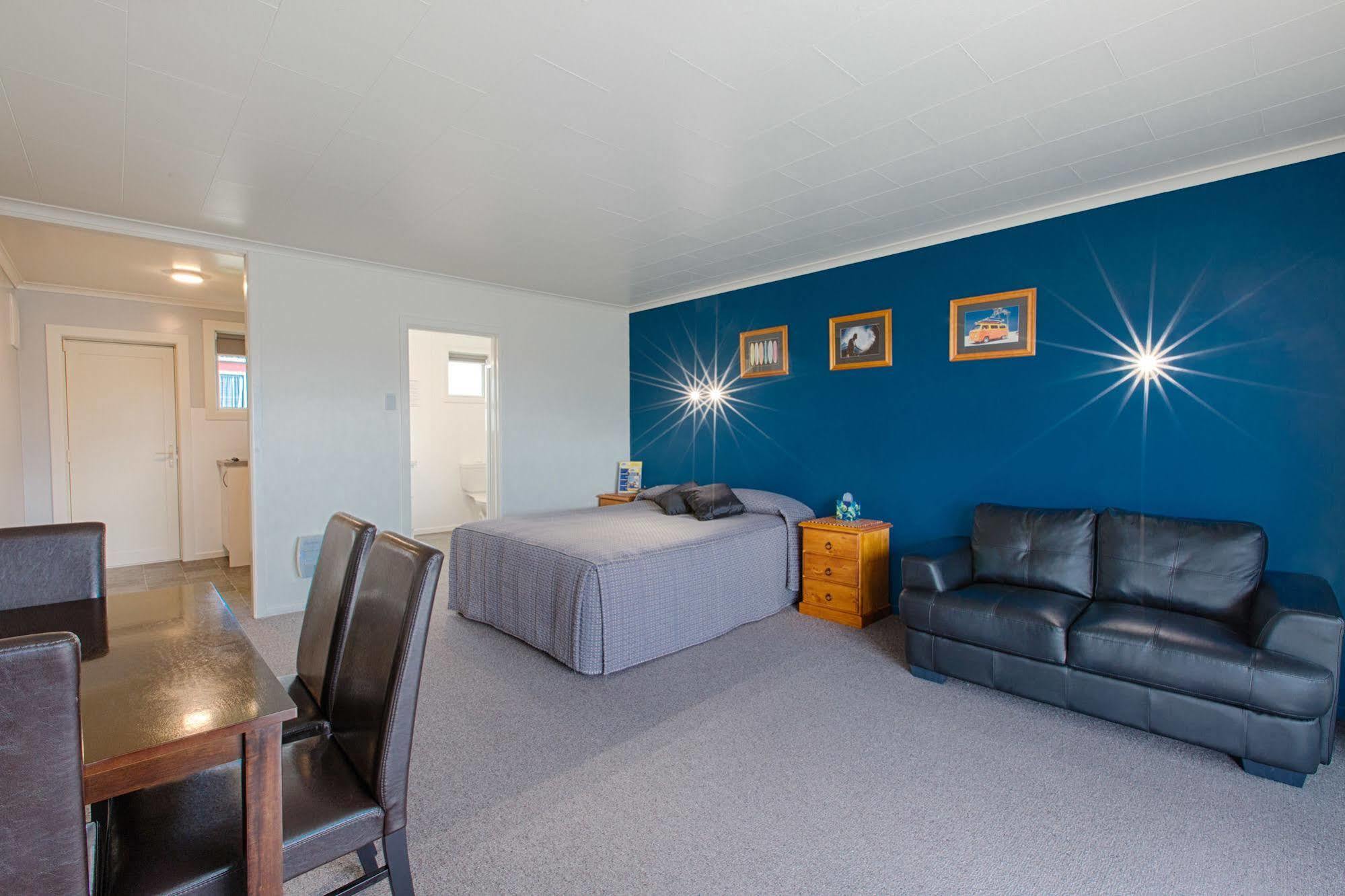 Aaa Thames Court Motel Оамару Экстерьер фото