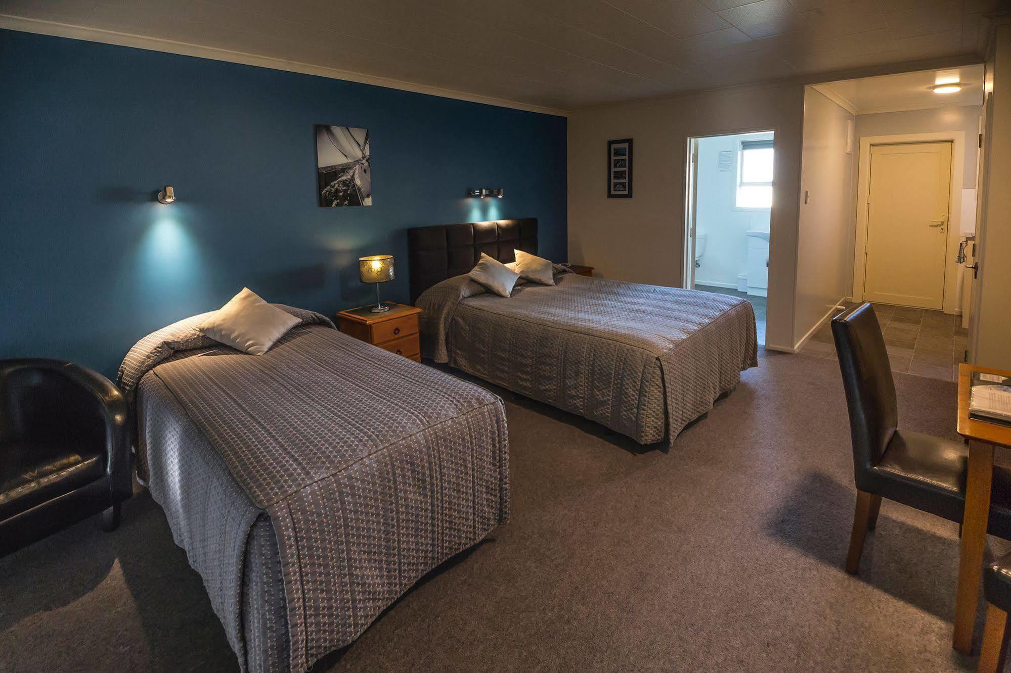 Aaa Thames Court Motel Оамару Экстерьер фото